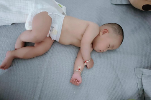 宿迁宝宝流白色粘鼻涕